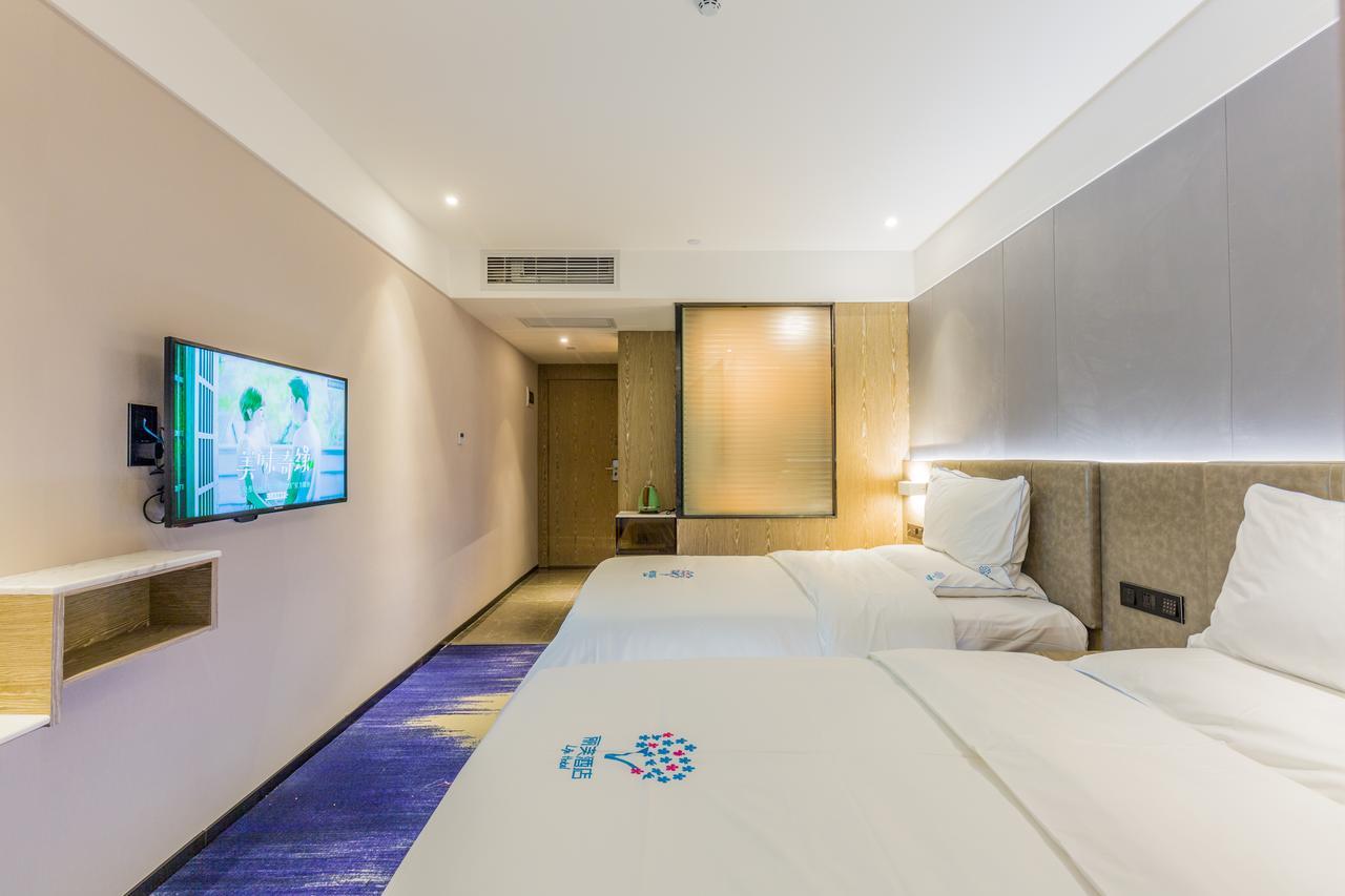Lifu Hotel Wankel Jiang Tai Road Metro Station Branch Guangzhou Exteriör bild