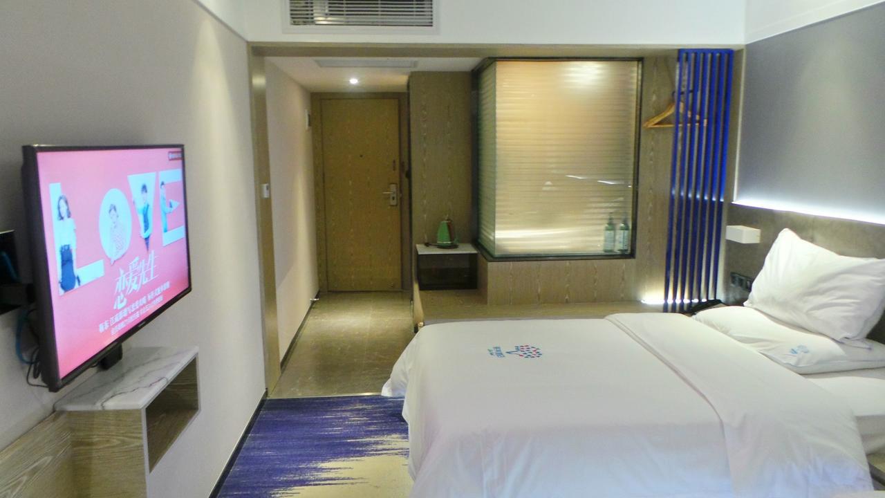 Lifu Hotel Wankel Jiang Tai Road Metro Station Branch Guangzhou Exteriör bild